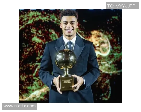 巴黎杜埃：2025年金童奖的闪耀新星，足球界的未来已至！