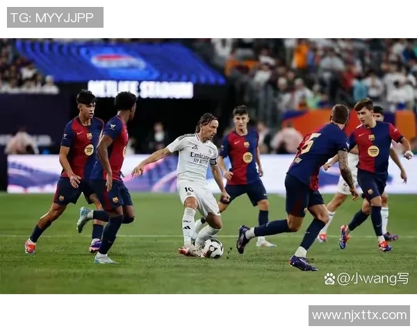 皇马内忧外患难穿曼城铁桶阵:一场关乎荣誉与未来的史诗对决